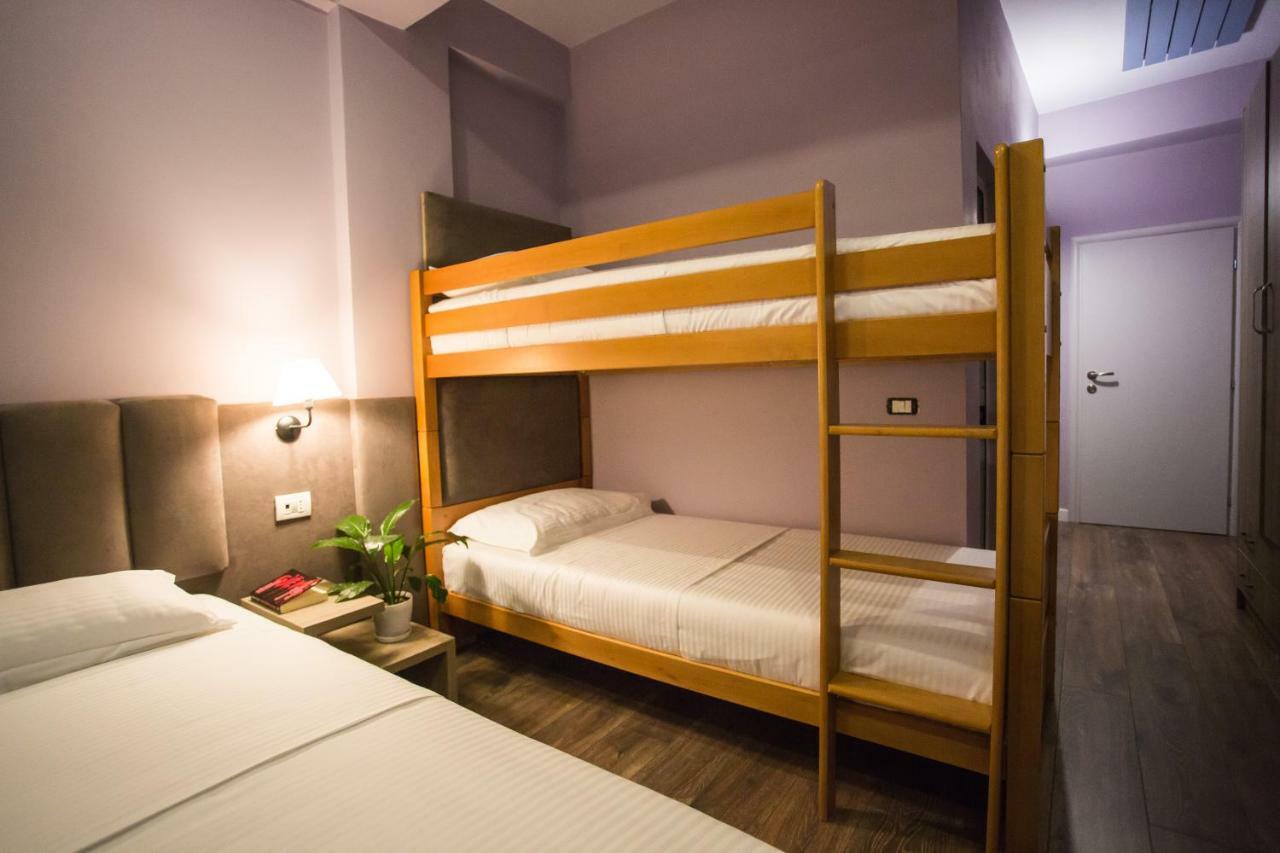Vila Verde Beach Hotel Durrës Eksteriør billede